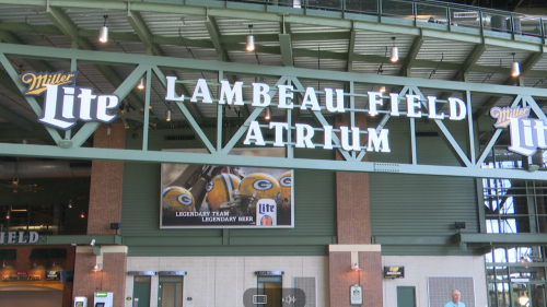 More than 100 college students take part in Internship Draft Day at Lambeau Field